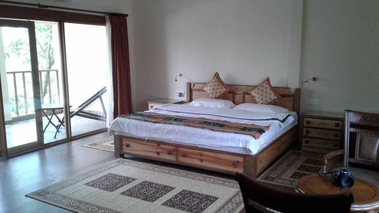 Zizina Otis Resort Гувахати Екстериор снимка