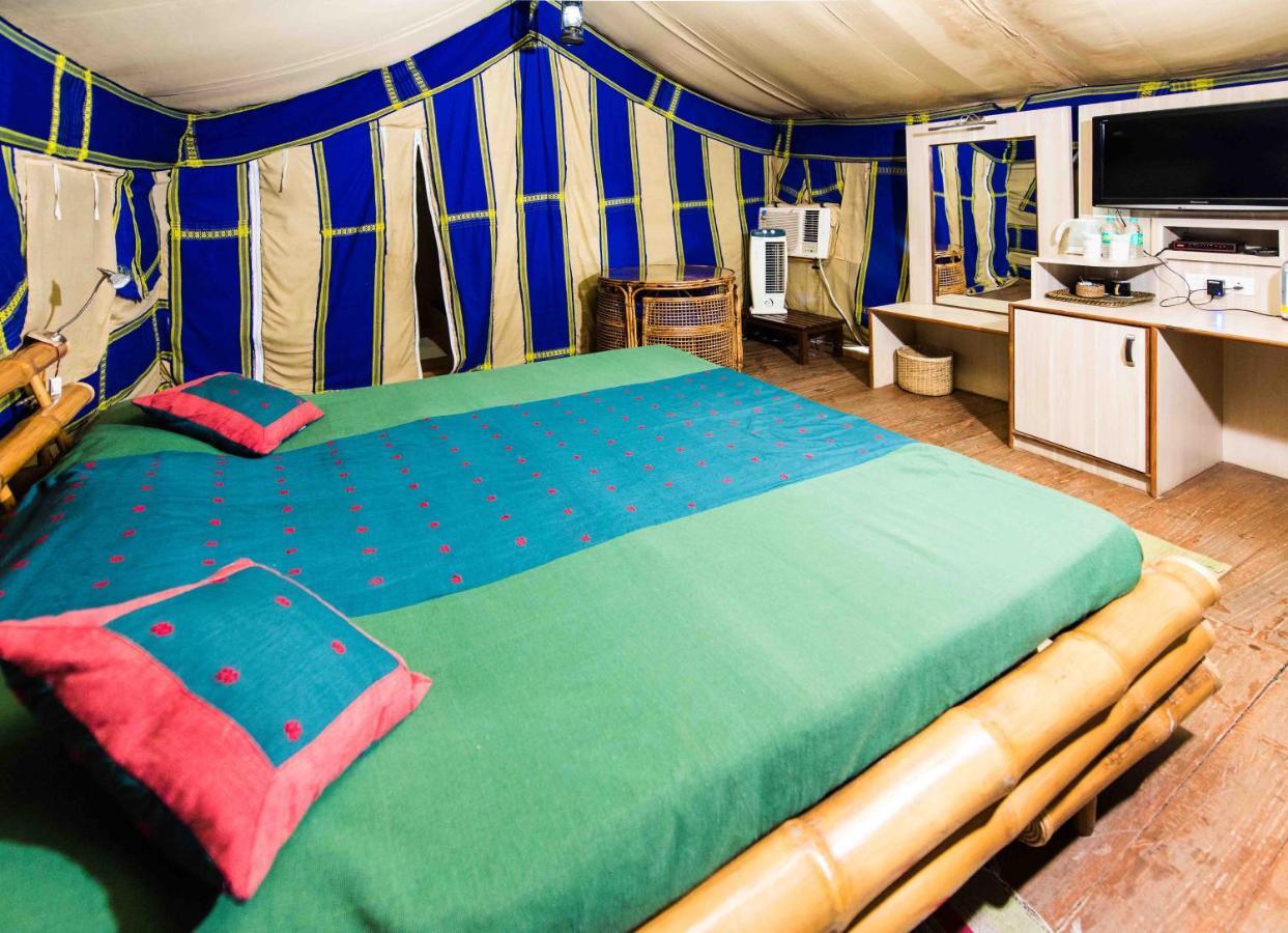 Zizina Otis Resort Гувахати Екстериор снимка