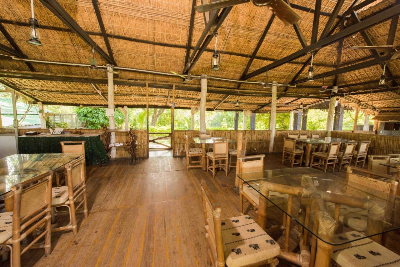 Zizina Otis Resort Гувахати Екстериор снимка