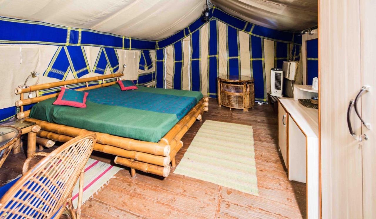 Zizina Otis Resort Гувахати Екстериор снимка
